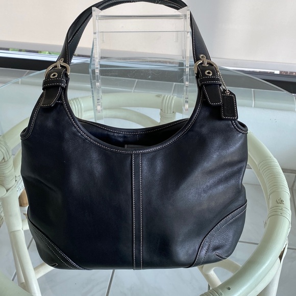 Coach Handbags - Coach Hobo Black Leather Bag